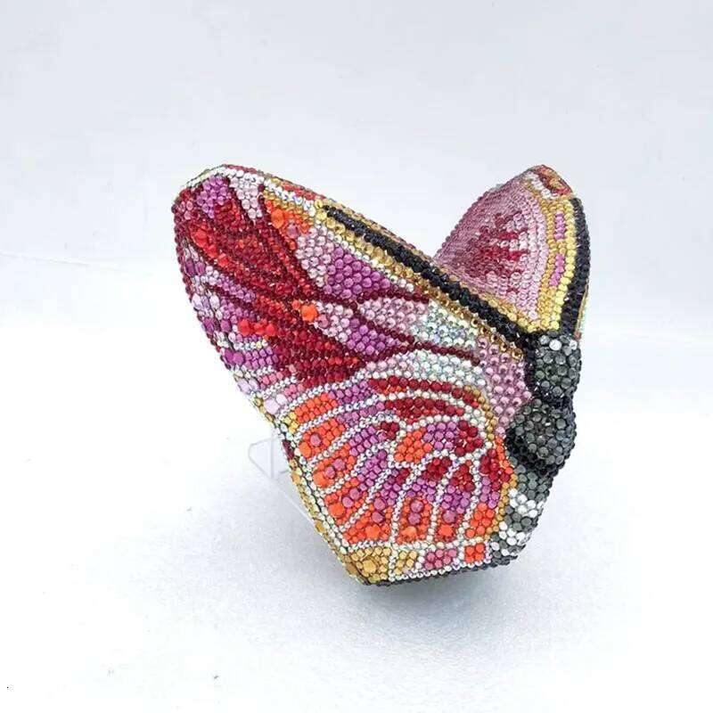Women Butterfly Dias Clutch Purse Metal Gems Evening Bags Dinner Party Handbag and Purses Bridal Crystals Bag