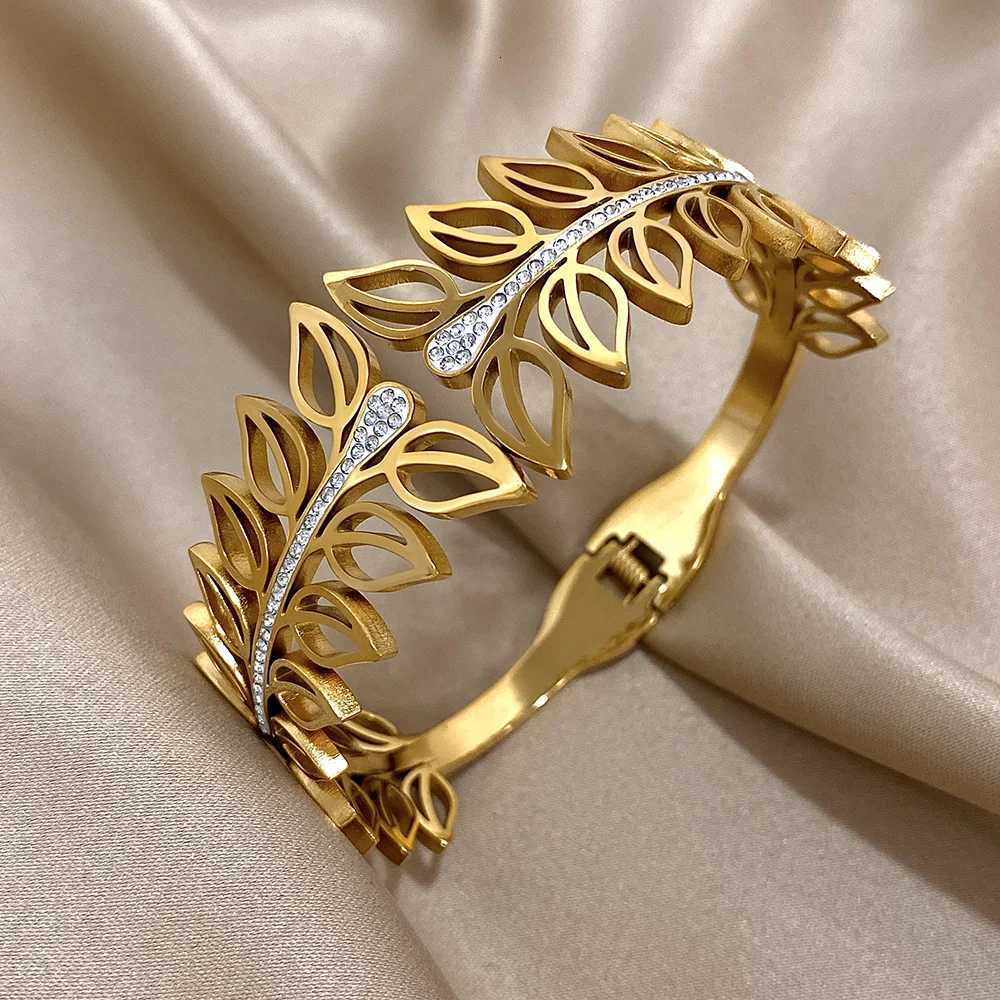 Exaggerated Rhinestone Leaves Stainless Steel Bangle Bracelet for Women Elegant Gold Silver Color Cuff Bracelets Jewelry Gifts Y250904