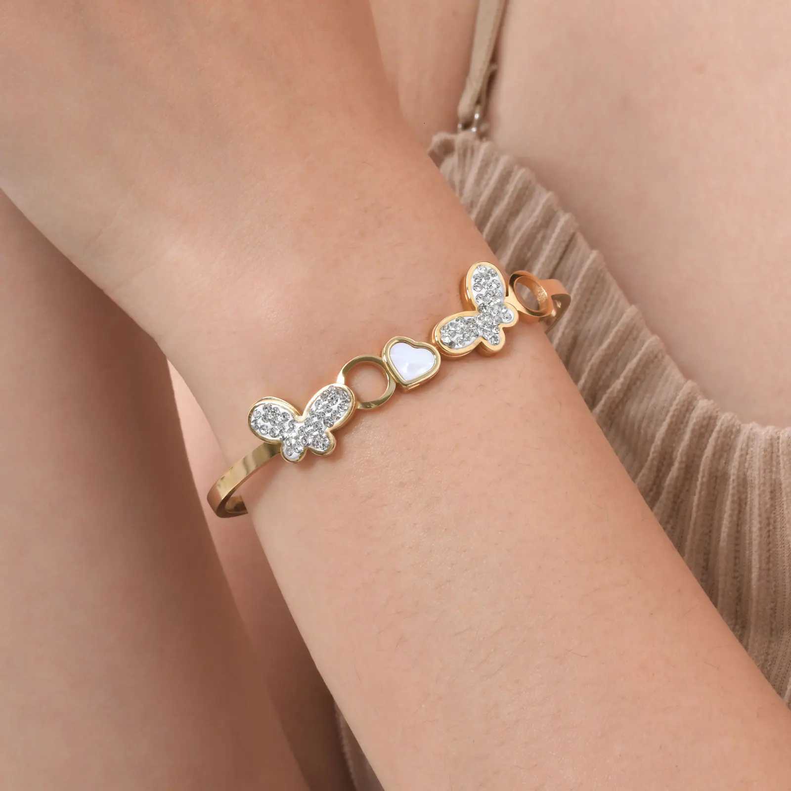 Luxurious Bracelet Stainless Steel Jewelry Sparkling Rhinestones Bangles Trend Gold Color Bracelet For Women Gift Y250904