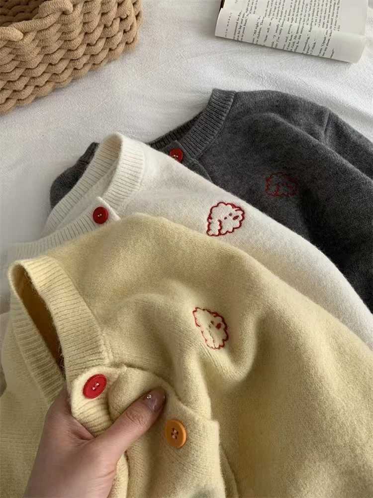 Women Colorful Button Tops Embroidered Oneck Knitted Sweater 2025 Autumn Winter Versatile Long Sleeve Cardigan M250904