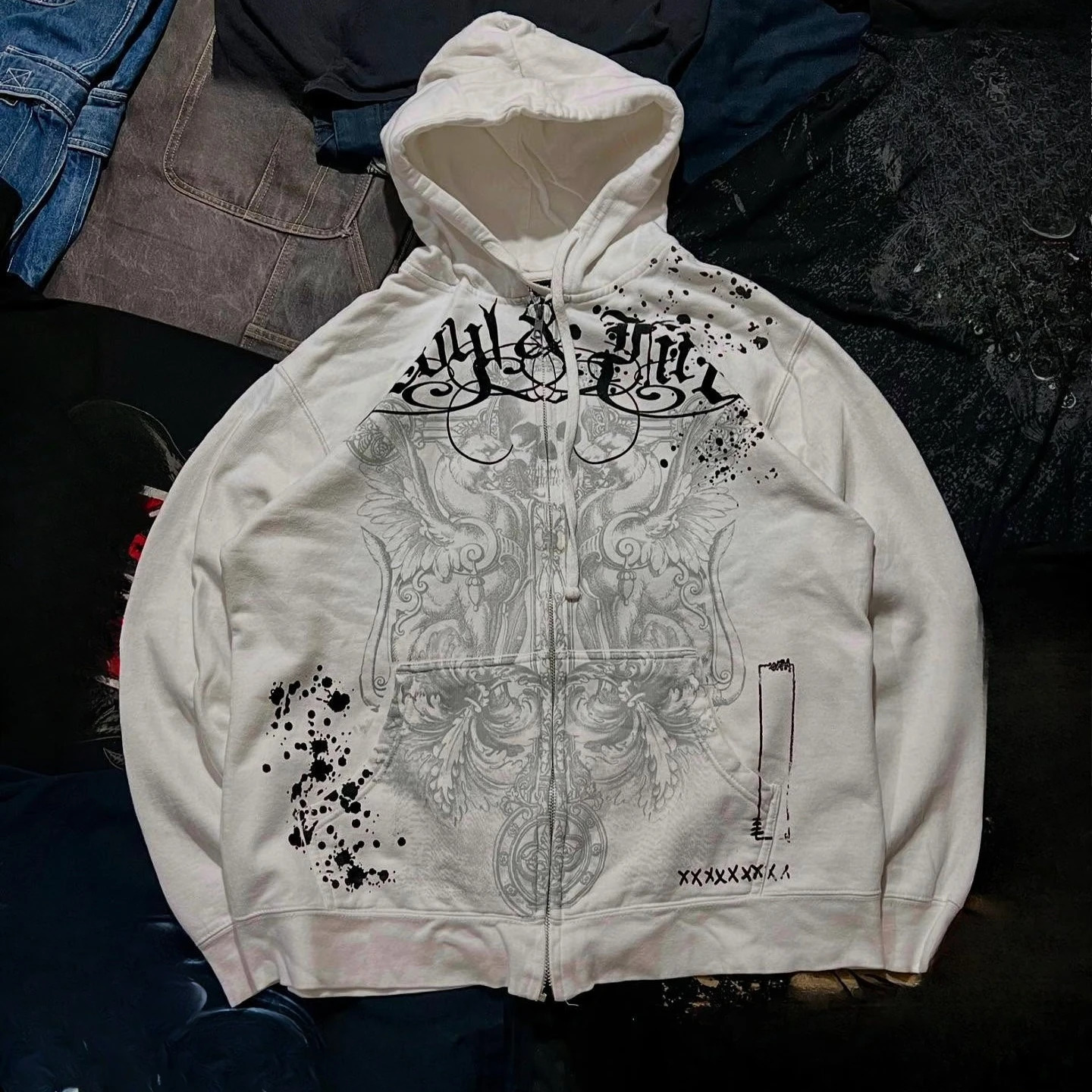 Streetwear Retro White Zipper Hoodie Mens Womens Gothic Letters Graphic Printed Sweatshirt Harajuku Casual Y2K Clothing 250904