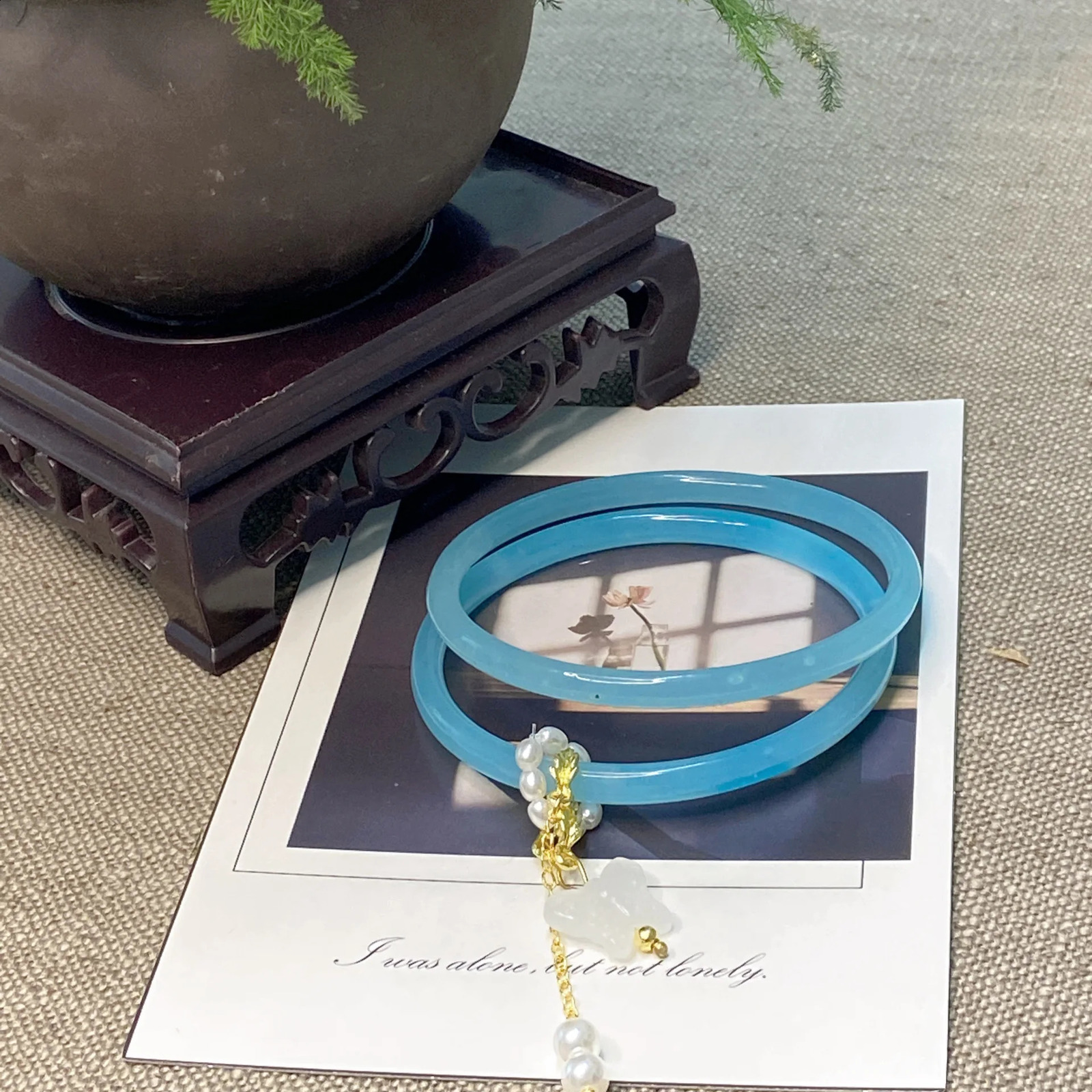 2PcsSet Natural Jade Jingle Butterfly Jelly Bangles Retro Simple Girl Antique Glass Bracelet Womens Jewelry Gifts 250903