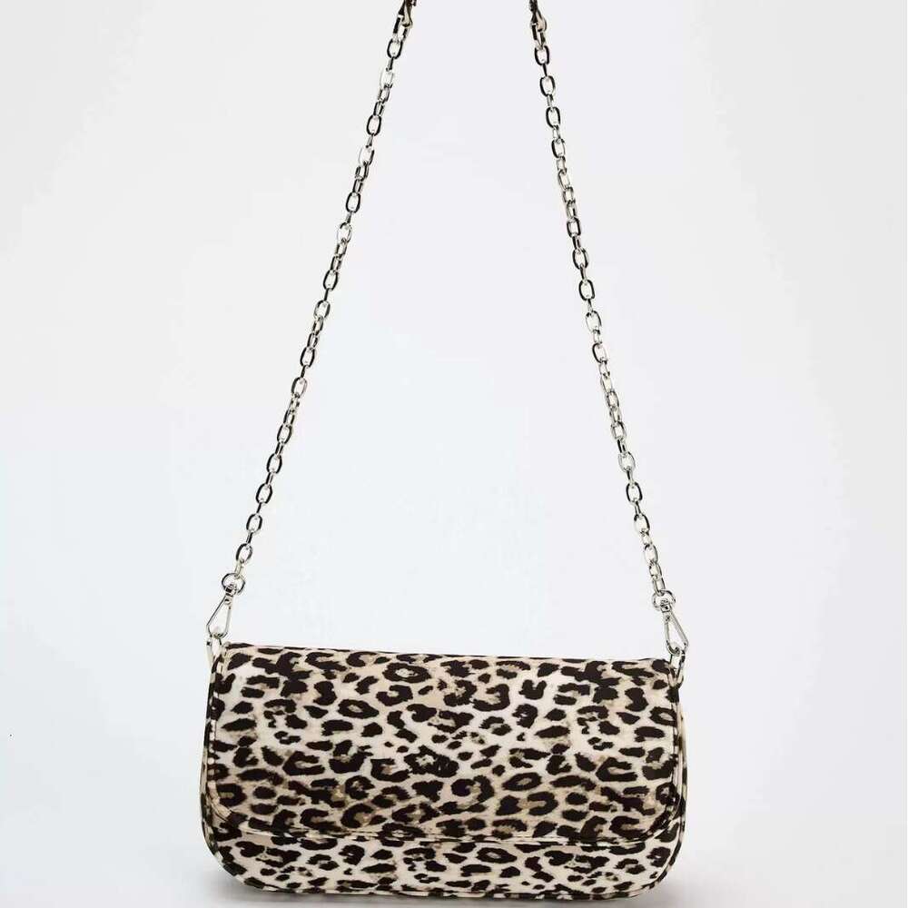 Luxury bag Leopard print for women in spring and summer niche French style shoulder diagonal cross han underarm