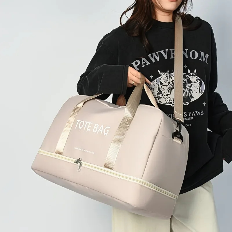 Multifunctional LargeCapacity Travel Duffle Bag with Adjustable Shoulder Strap Durable Nylon Casual Gym Bag for Sports 250903