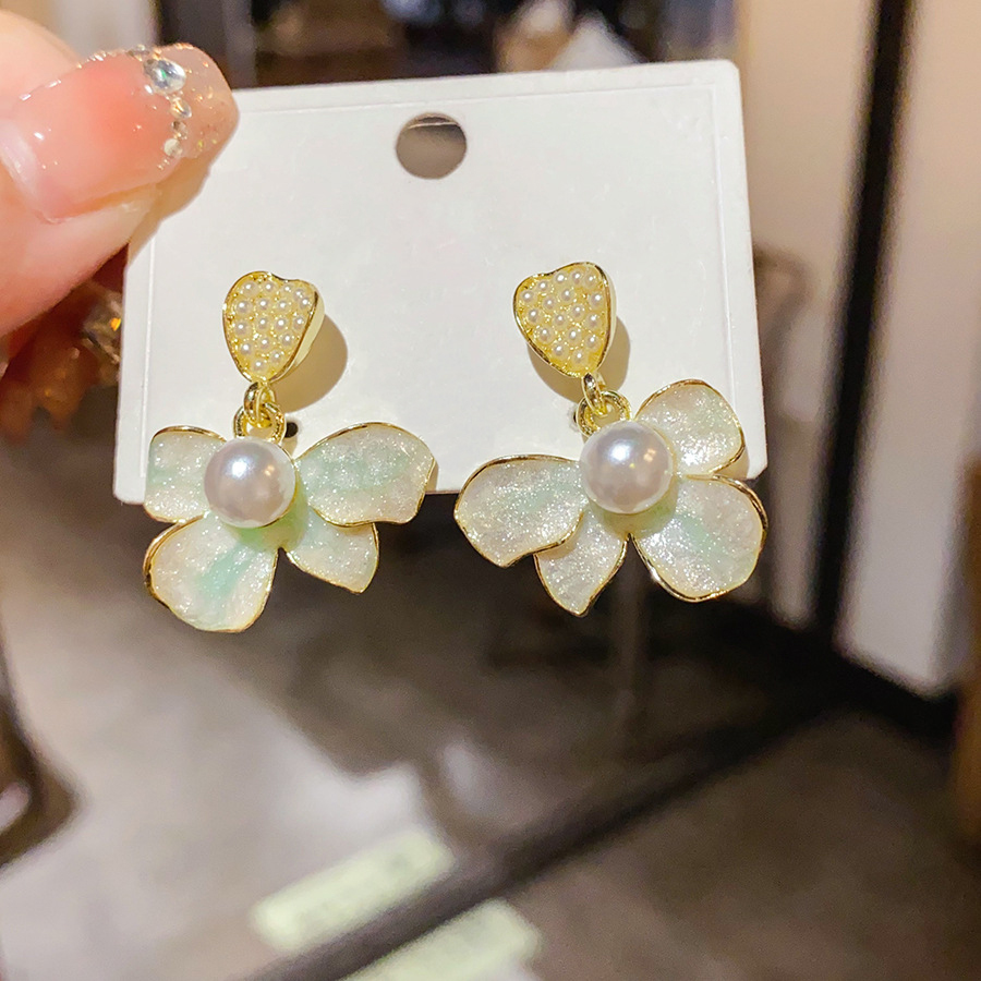 Gold Tone Flower & Pearl Drop Earrings With Heart Detail Sweet Elegant Style Daily & Date Wear Gift For Her Delicate Jewelry