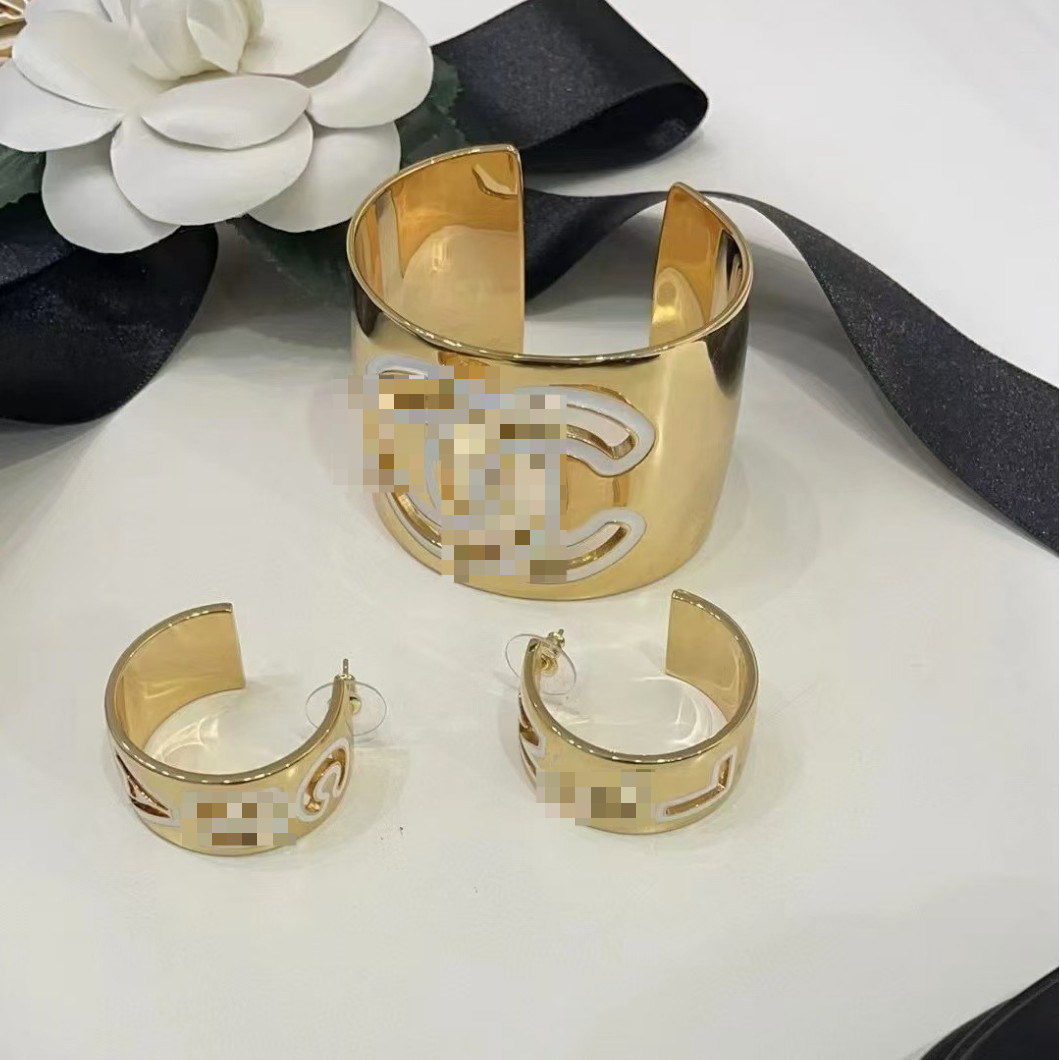 Fashionable Personalized Initial Ear Cuff with Elegant Golden Tone Design - Trendy Accessory Gift Idea