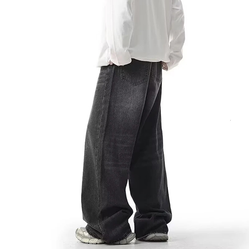 Men Vintage Wash Jeans Male Fashion Baggy Straight Wide Leg Casual Denim Trousers High Street Long Pants 250823