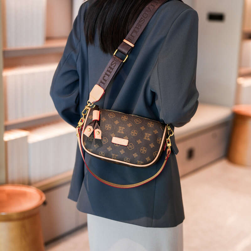 2025 New Designer Bags Wide Strap Pillow Bag 2025 New Pattern Printed Lightweight Shoulder Elegant Casual Crossbody Bag for Women