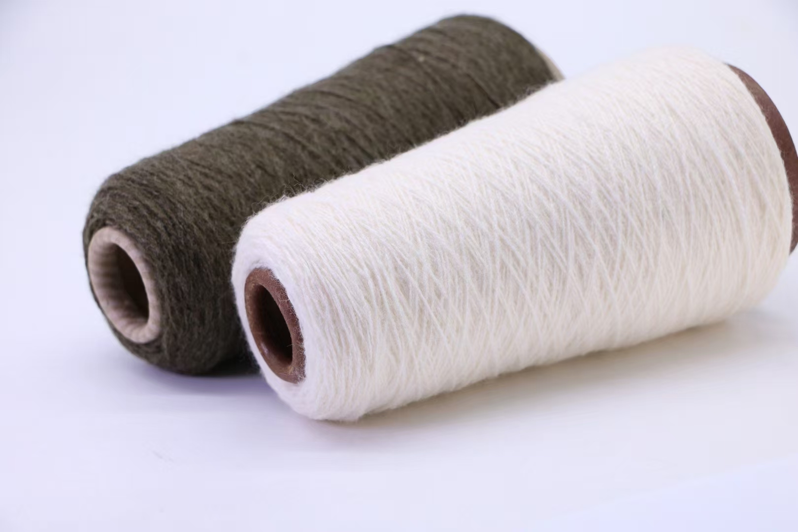 Manufacturer-Customized Wholesale Premium Cotton Yarns Multi-Color Threads with Outstanding Quality