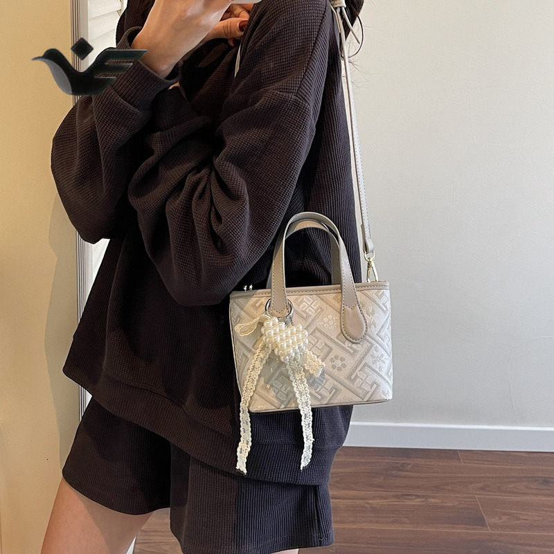 Feiyan Free Shipping New Designer Bag Luxury Shopping Bag Casual Fashion High-end Ethnic Style Handbag National Style Light Luxury Versatile Shoulder 