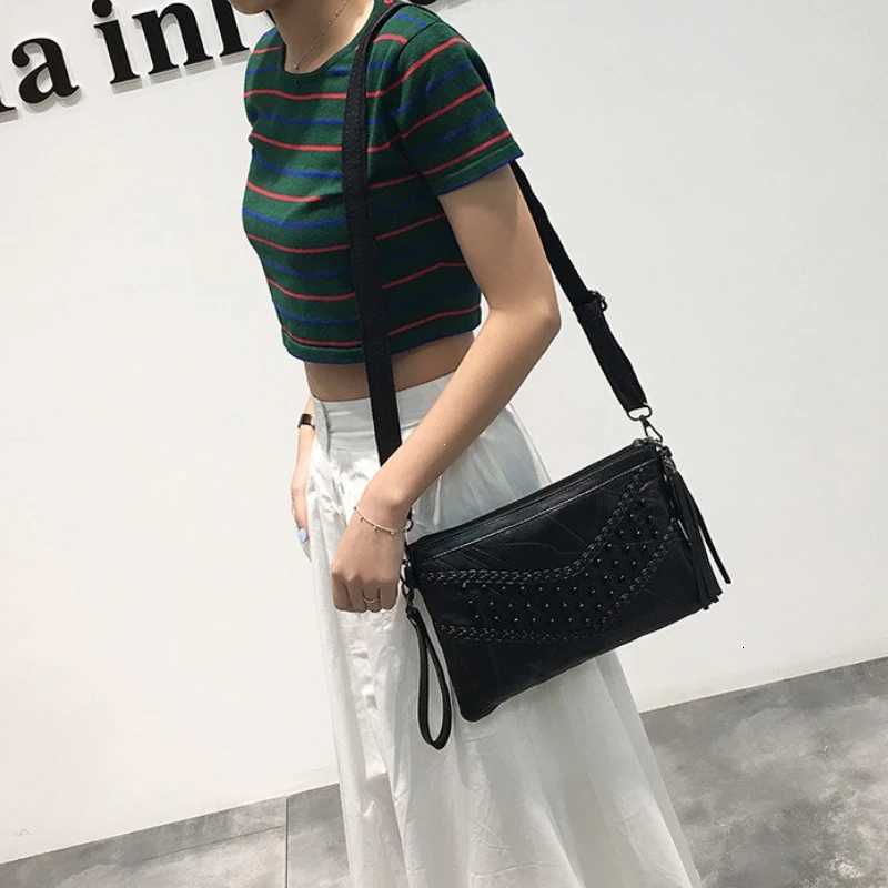 Fashion Tassel Womens Bags Fringed Handbags Leather Women Messenger Bag for s Crossbody Bag Females Clutches Z250903
