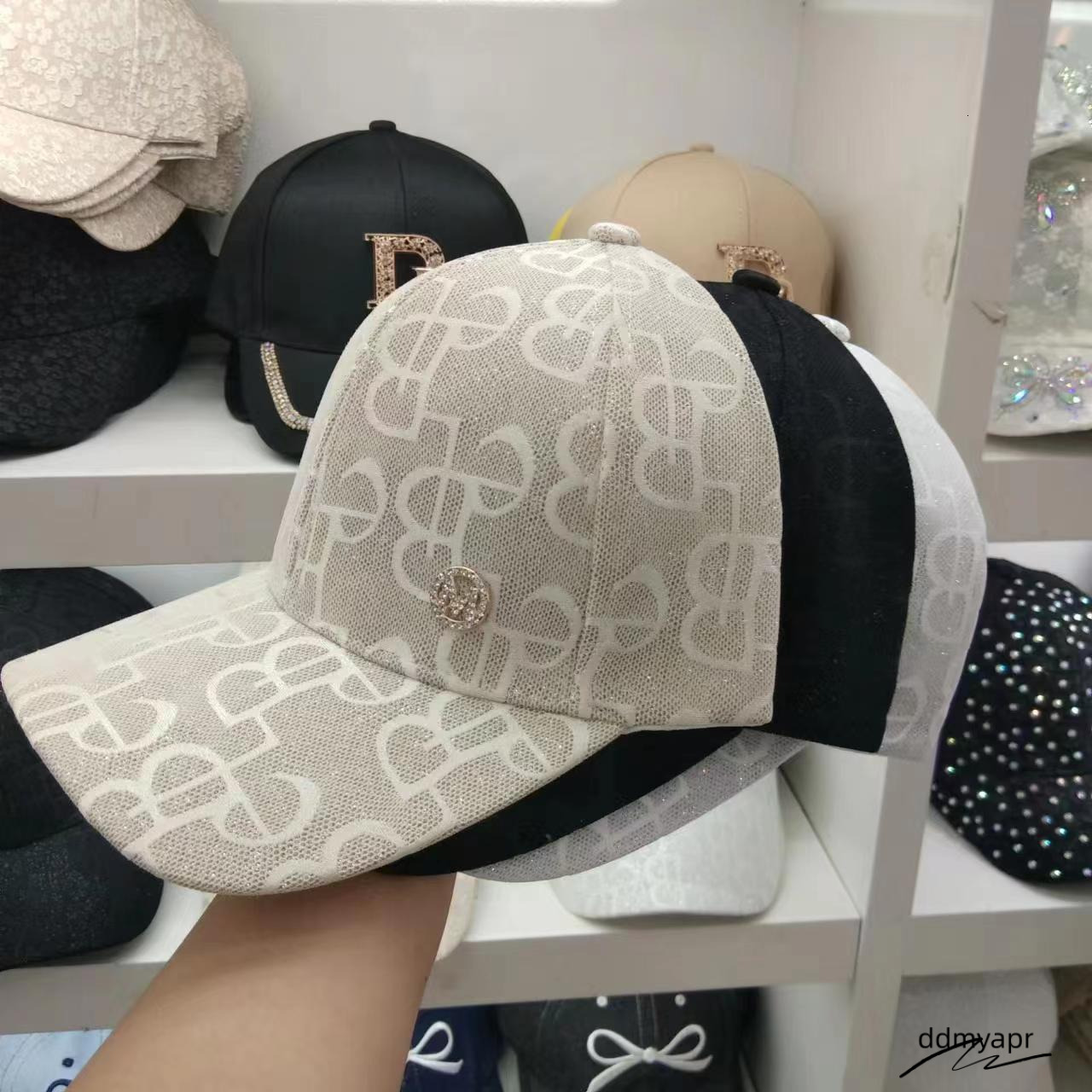 Designer Cap Men Adjustment Baseball Hats High Quality Women Fitted Caps Fashion Fedora Crystal Letters Stripes Beanie Ddmyday Hat Ddmyday Ddmyday Ddm