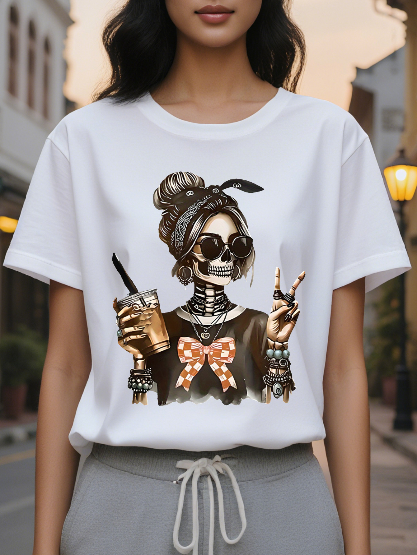 Large Ladies Casual T-Shirt Fashion Skull Design Black Round Neck Short Sleeves Slightly Stretch Fabric Comfortable