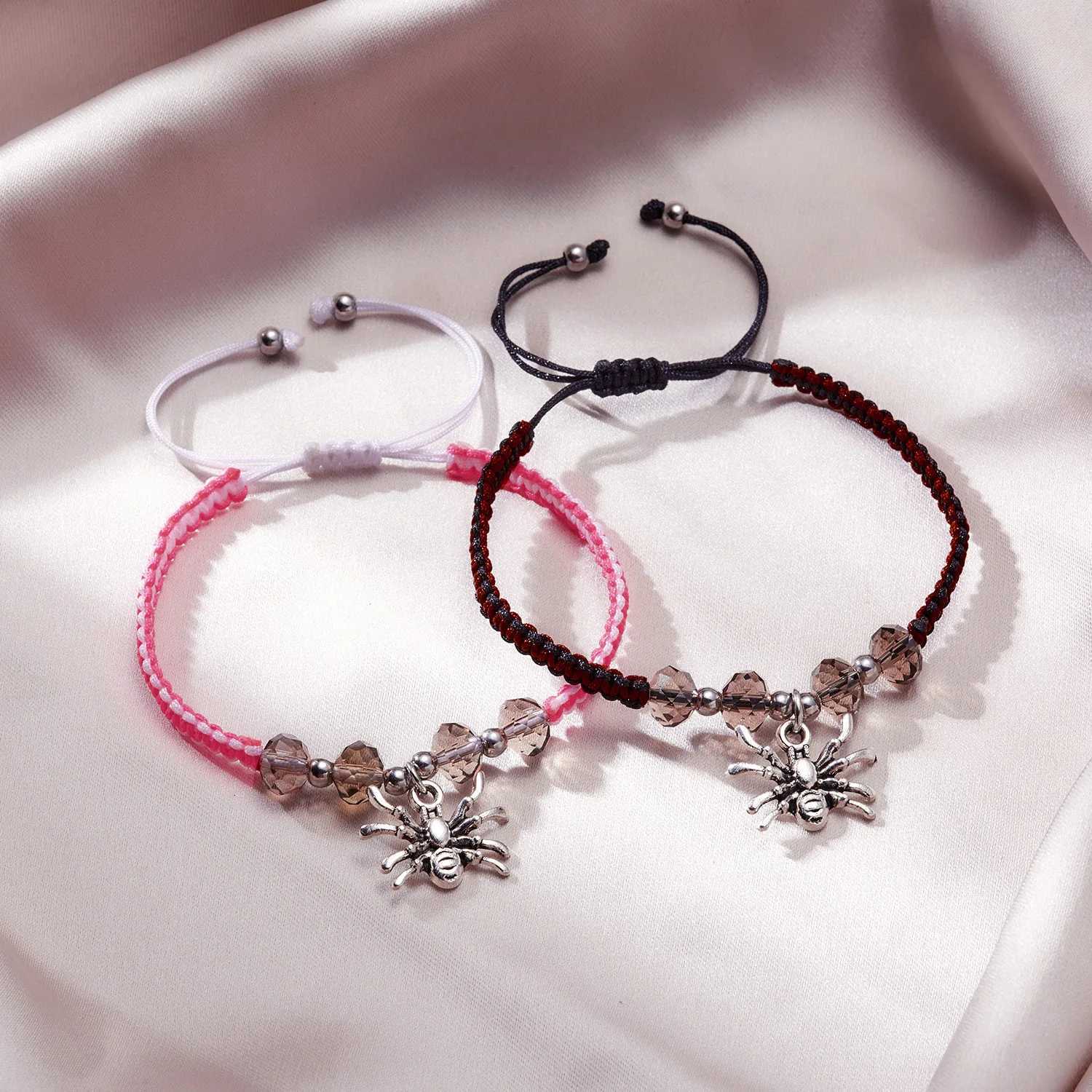 Spider Matching Friendship Bracelets for Couples Spider Charm Bracelets Magnetic Friendship Bracelets for 2 Halloween Bracelets W250904