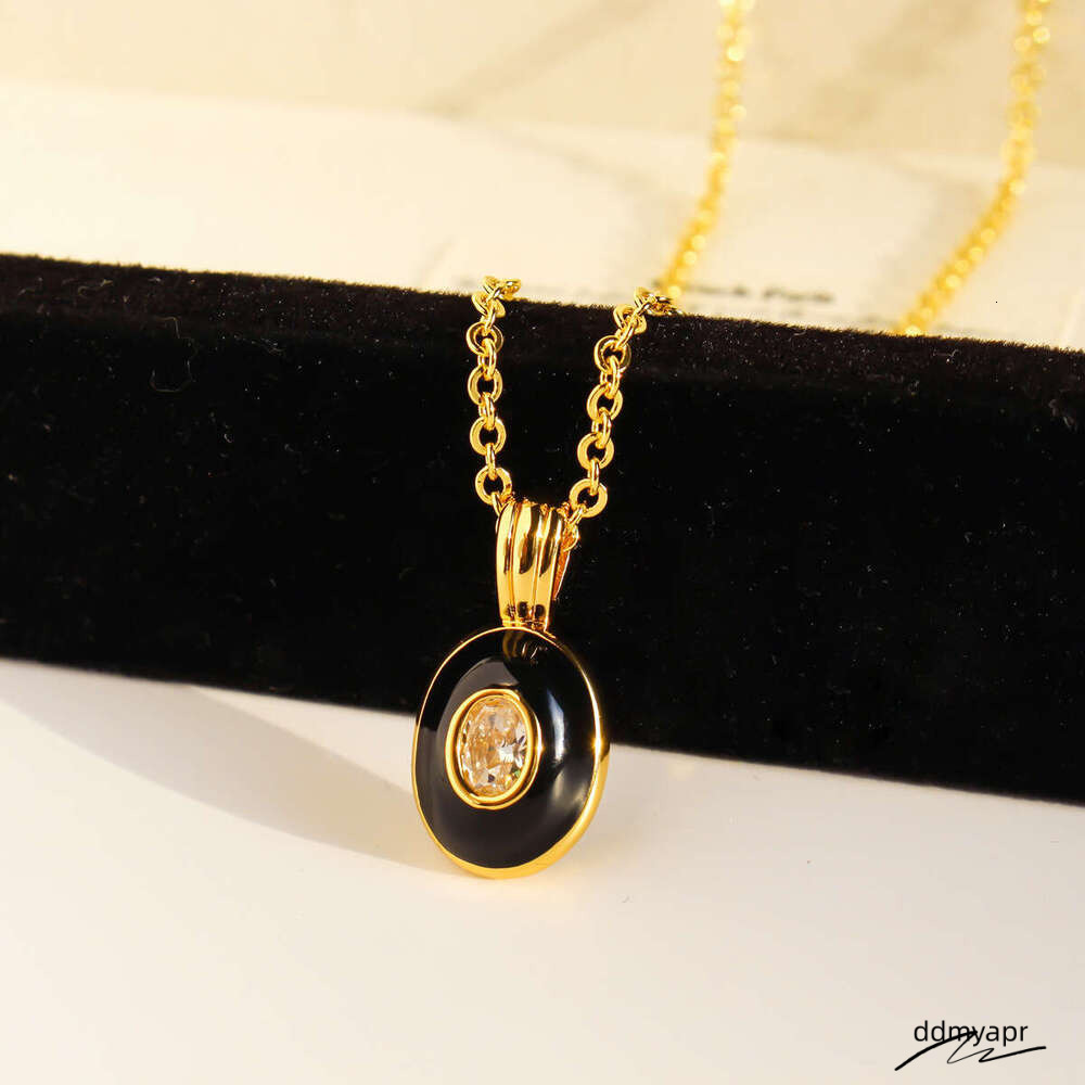 Niche High Quality Black Gold Enamel Glaze Oval Pendant Ddmyday Necklace Fashionable Zircon Layered Sweater Chain 762 Ddmyday