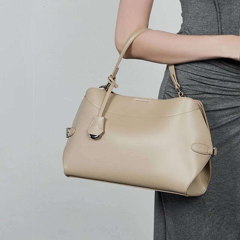 Hifashion Cowhide Genuine Leather Tote Handbags For Women 2025 Designer Crescent Office Ladies Shoulder Crossbody Bags