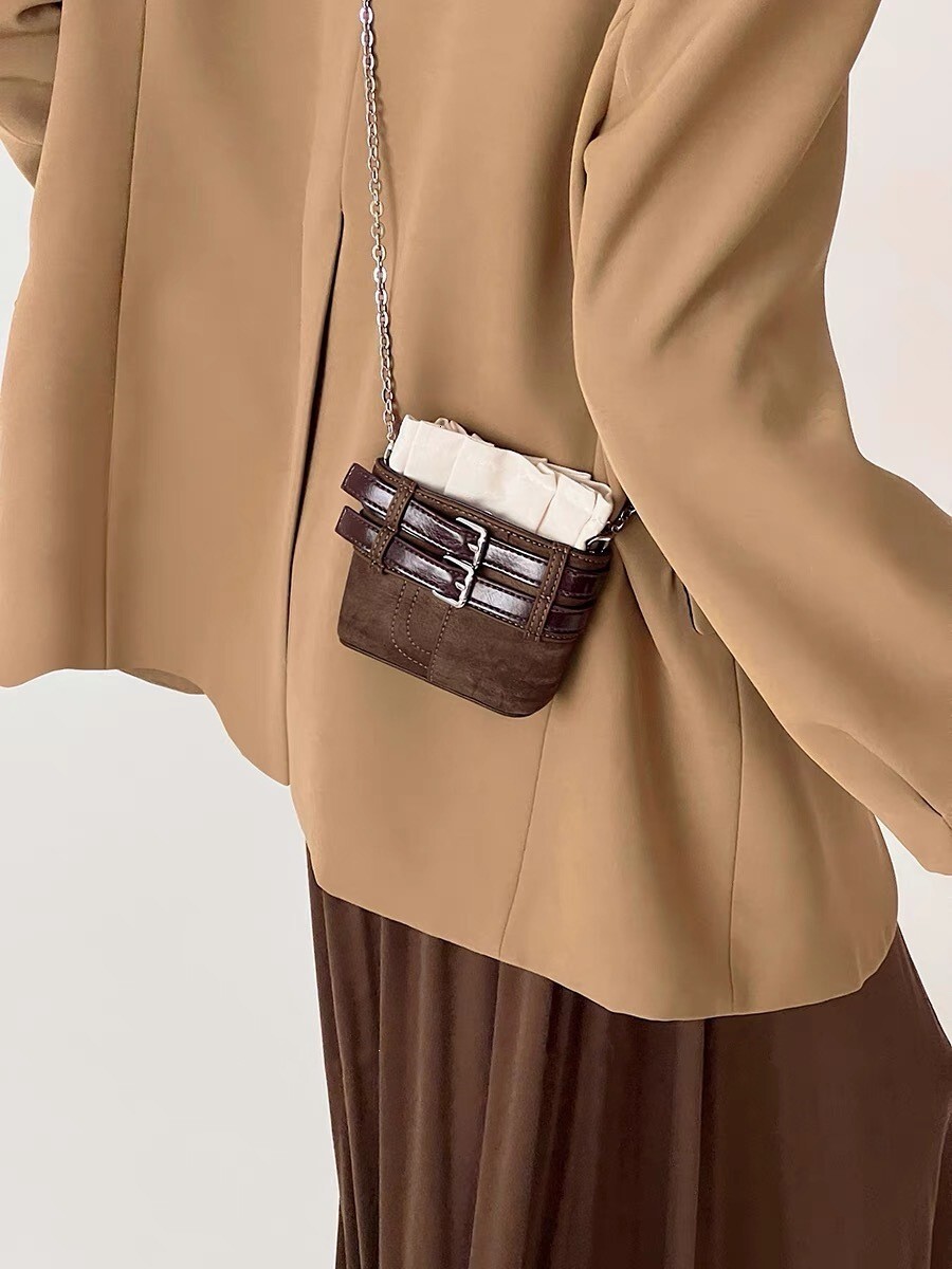 New Women s Crossbody Bag Retro Chain Mini Mouth Red Envelope Fashionable Women s Shoulder Bag Autumn New Designer Bag