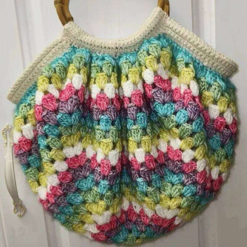 Handwoven grandmother grid women's shoulder with lining handbag, simple and fashionable beach bag, shopping bag