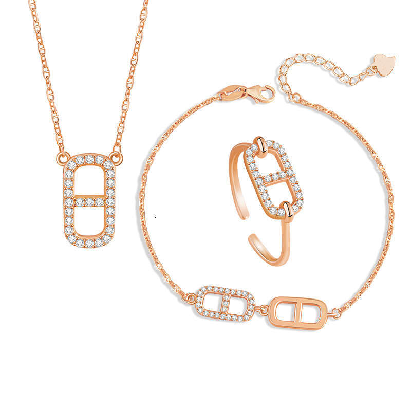 Pig Nose Pure Sier S Necklace for Women Fashion Versatile Block Collarbone Chain Ins Sweet Style Zircon Pendant