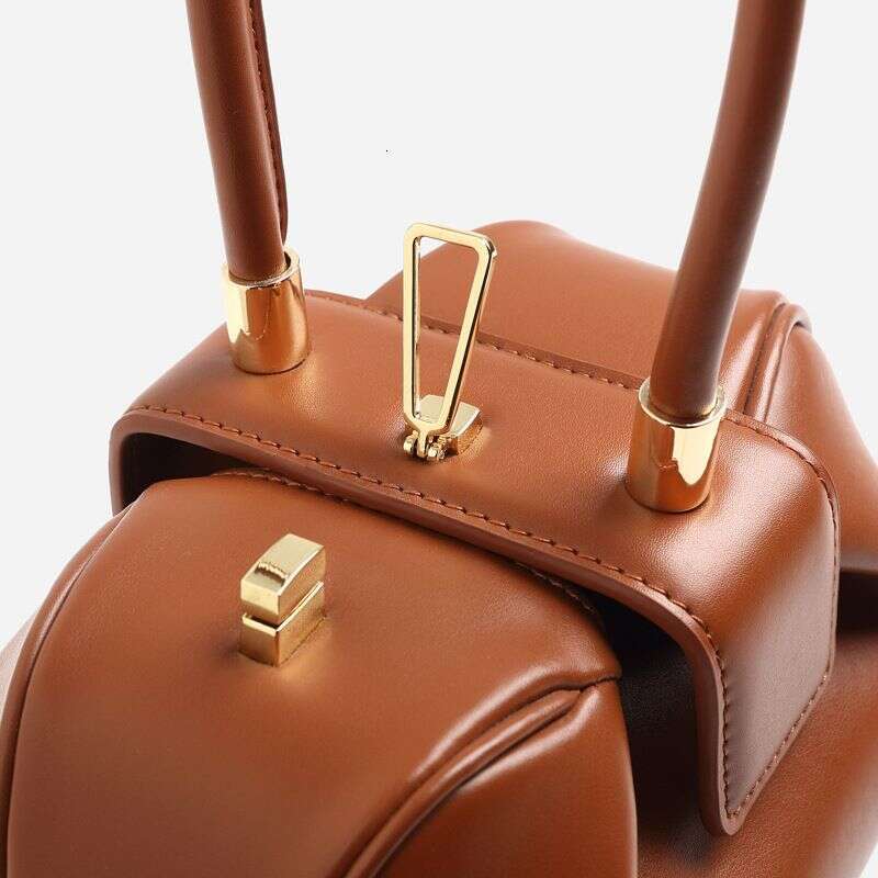 Handbag, High-End Genuine Leather Women's Niche Design, Simple, Fashionable, Retro, Wonton Dumplings, Wontons, Round Bag, Shoulder Bag