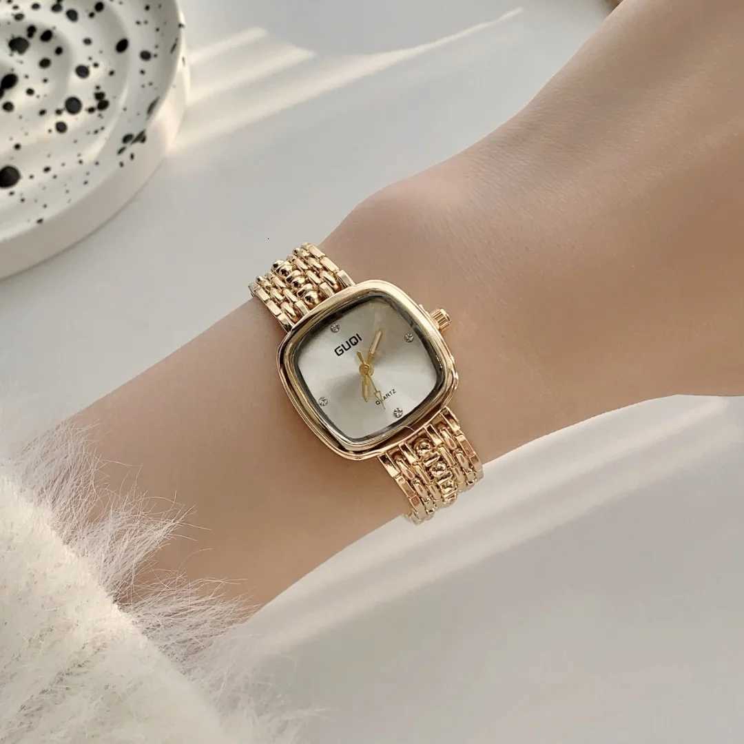 Simple Golden Quartz Watch for Wen Retro Luxury Gift Ladies Watches Small Dial Stainless Steel Strap Wristwatches Montre Femme X250904