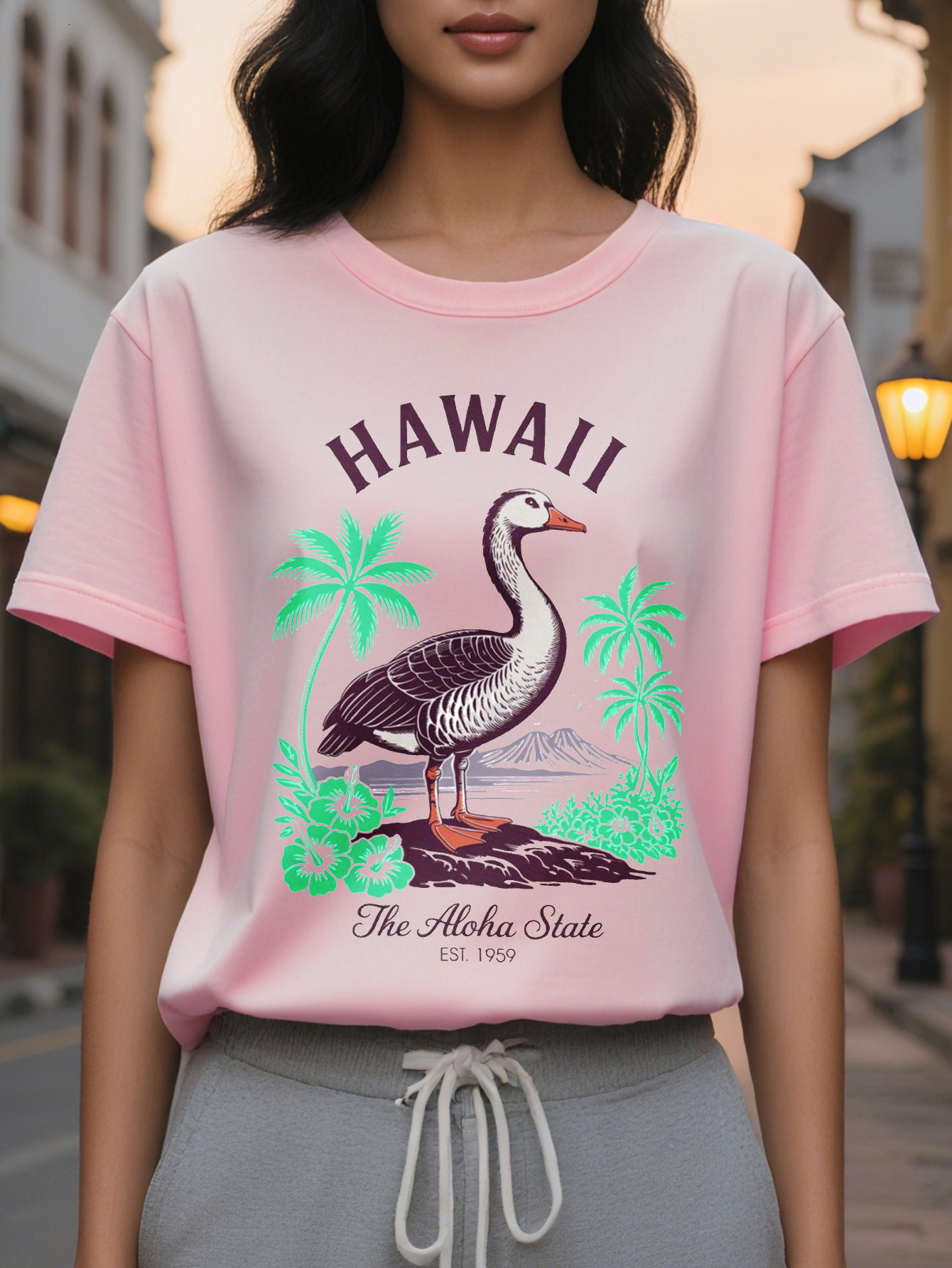Women's Tropical T-Shirt White Short Sleeve Top with Hawaii Aloha State Design Lightweight Summer Vacation Shirt