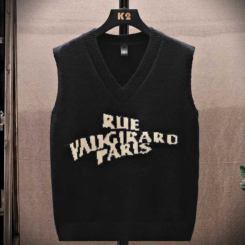 Mens V Neck Knit Vest Versatile Design RUE VAUGIRARD PARIS Pattern K2 Hanger Daily Campus Leisure UseXJ250904