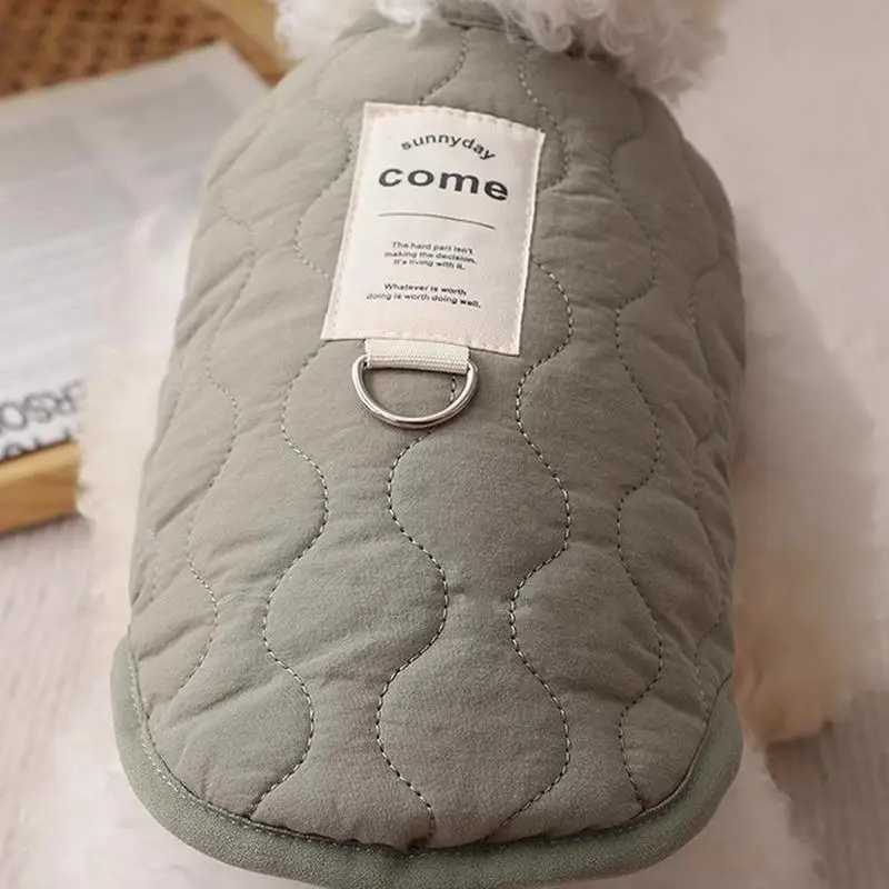 Winter Pet Coat Clothes for Cold Weather Clothing Warm Dog Clothes with Built in Harness Hole Pet Apparel Cozy Snow Vest W250904