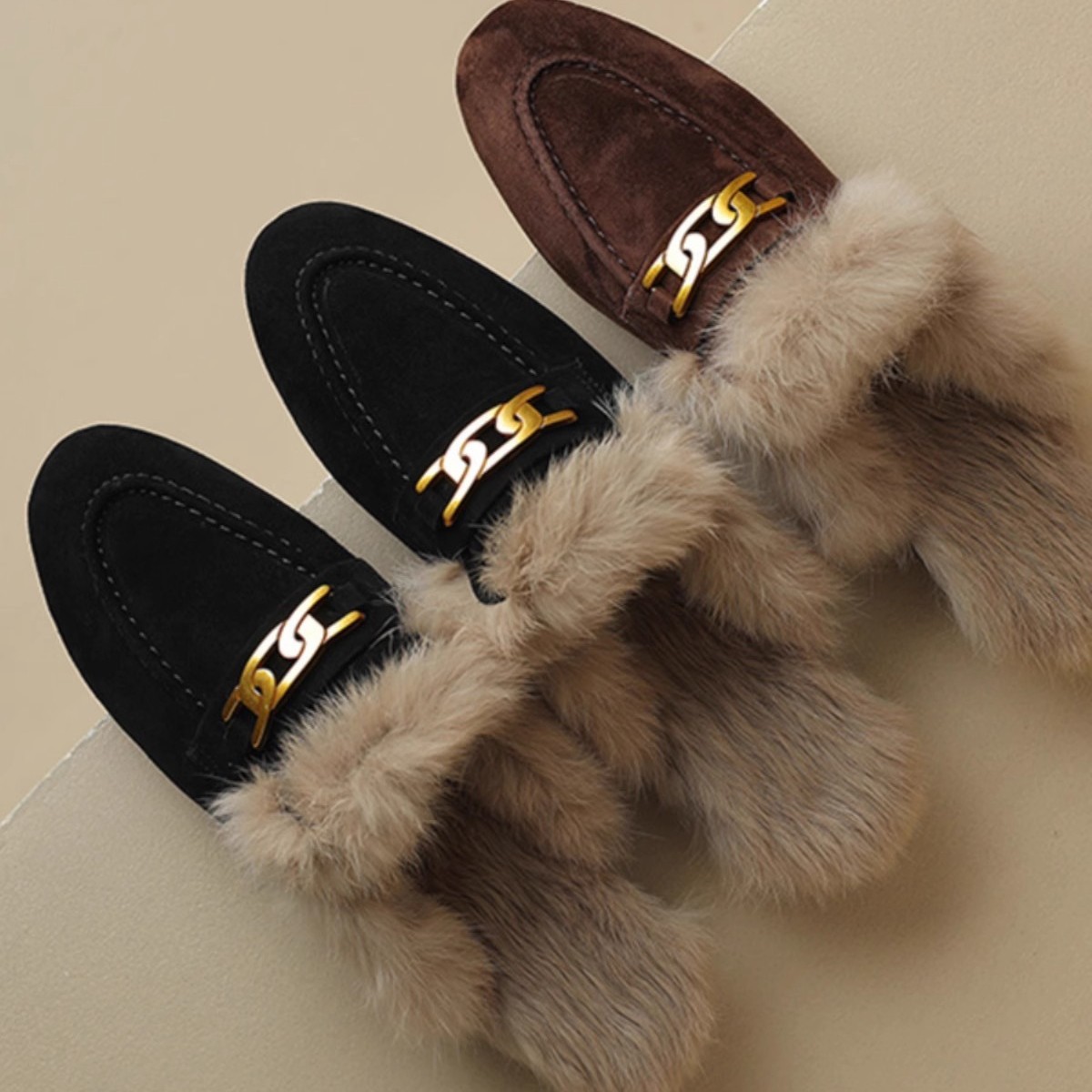 Hot new free shipping designer slippers for womens flat slippers brown black New fashionable and versatile outdoor leisure slippers
