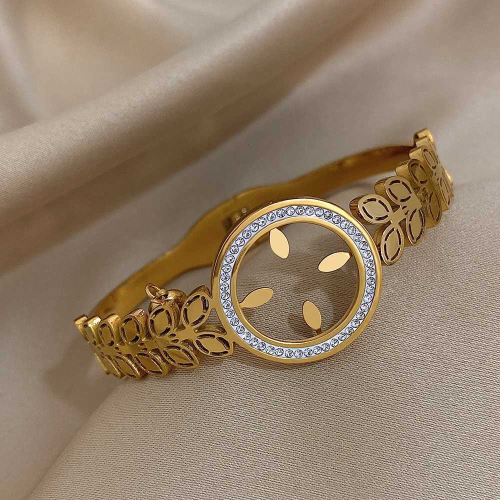 Chits Inlaid Rhinestone Disc Belt Bracelet For Wen Fashion Stainless Steel Gold Plated Cuff Bangles Jewelry Gifts Y250904