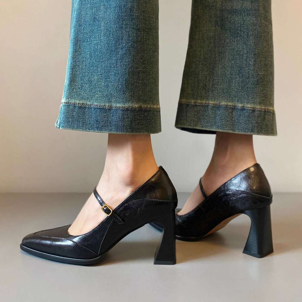 Shallow Mouth Single for Women French Style Designer Shoe High Mary Jane One Strap Small Squ Toe Chunky Heel Fashion Shoes