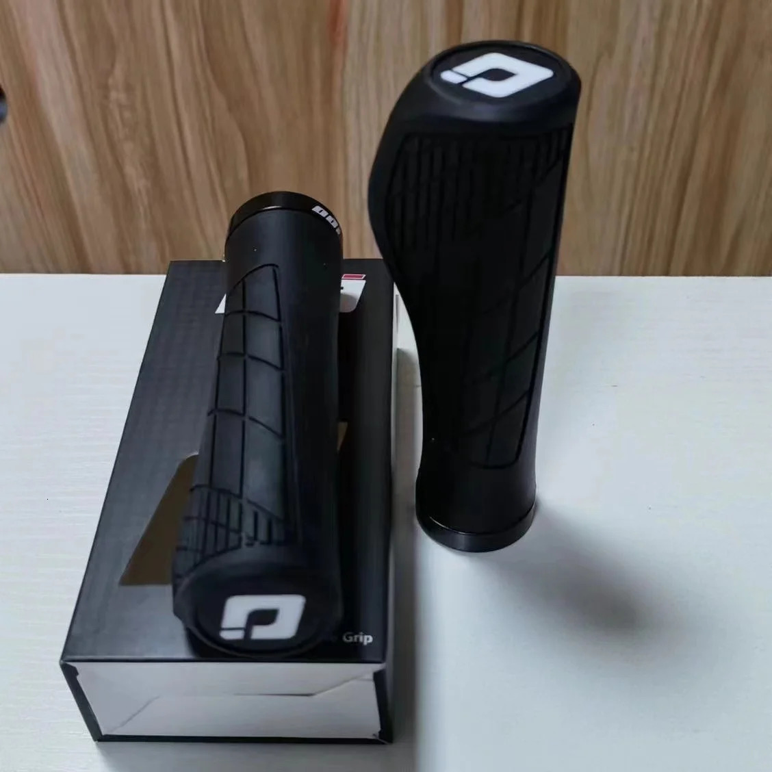 Bicycle Grips Soft Rubber For MTB Mountain Bike Shockproof AntiSlip Handlebar Cover Lock On Ergonomic Cycling Handle Bar Parts 250903