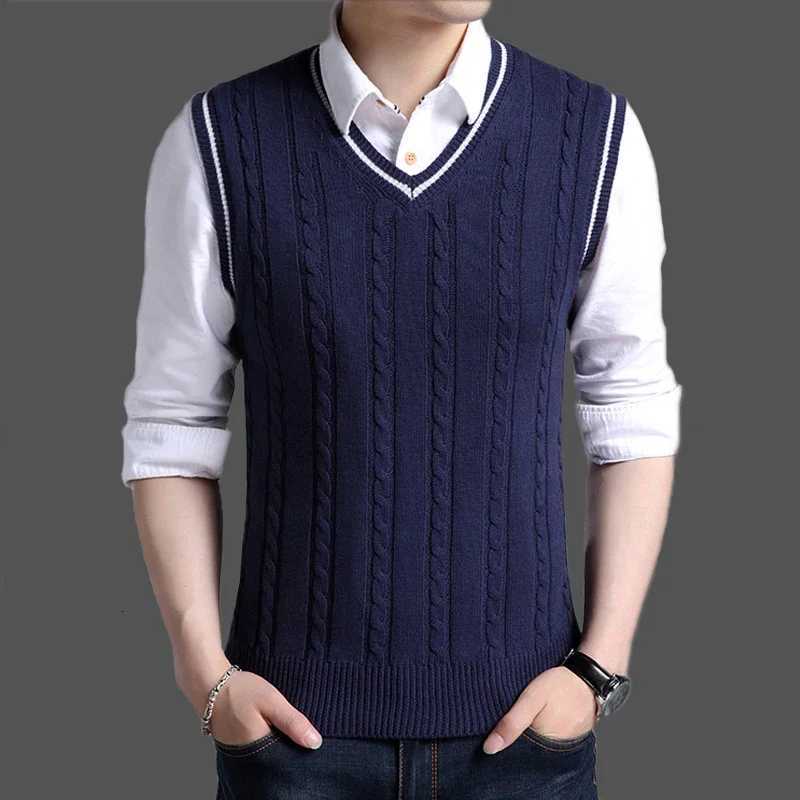 Black V Neck Waistcoat Solid Color Knit Vests for Men Korean Fashion Autumnr and Winter Sweater Man Open Cable Popular ClothesXJ250904
