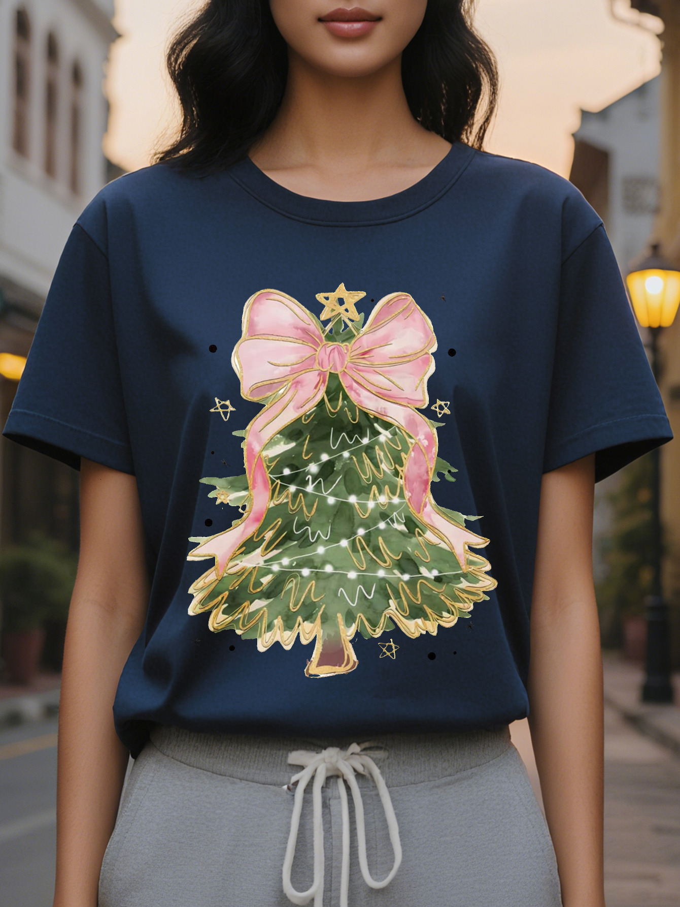 1 elegant women's Christmas tree T-shirt, round neck casual top, cotton mid-length seasonal graphic T-shirt