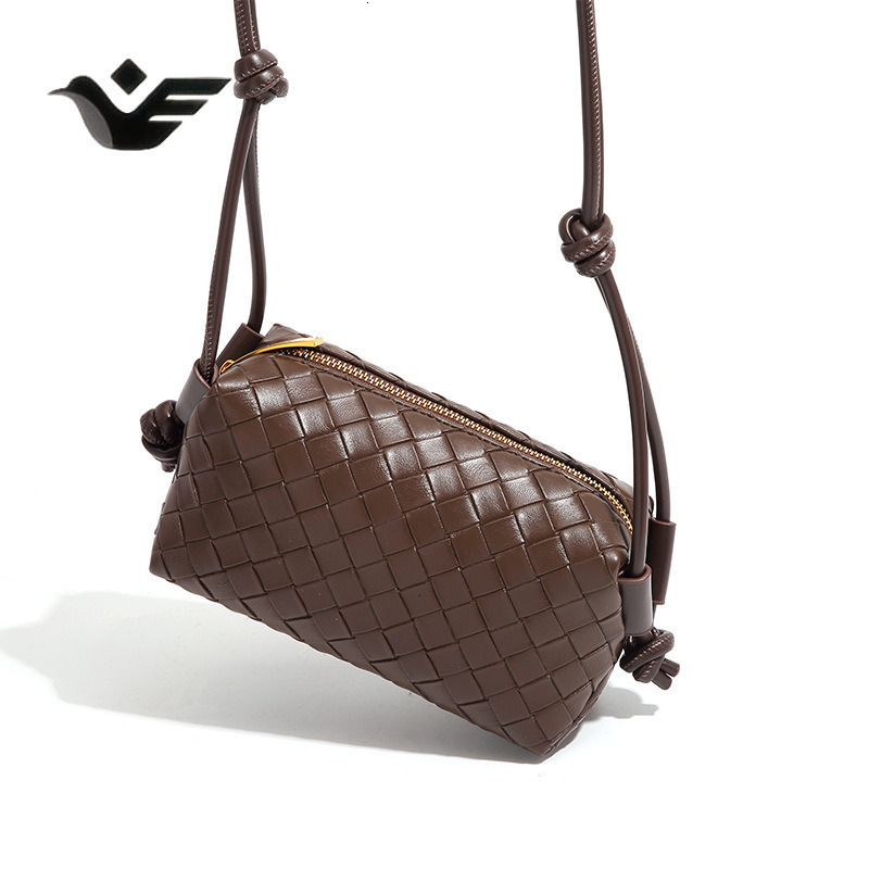 Feiyan Free Shipping New Designer Bag Luxury Shopping Bag Embossed Woven Small Square Bag