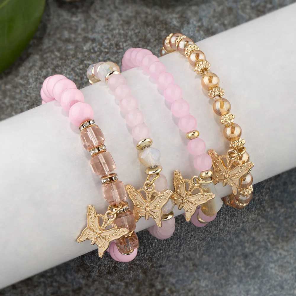 4Pcs Trendy Butterfly Beaded Bracelet Set For Women Pink Acrylic Beads Elastic Chain Bangle Female Bohemian Party Jewelry Gift W250904