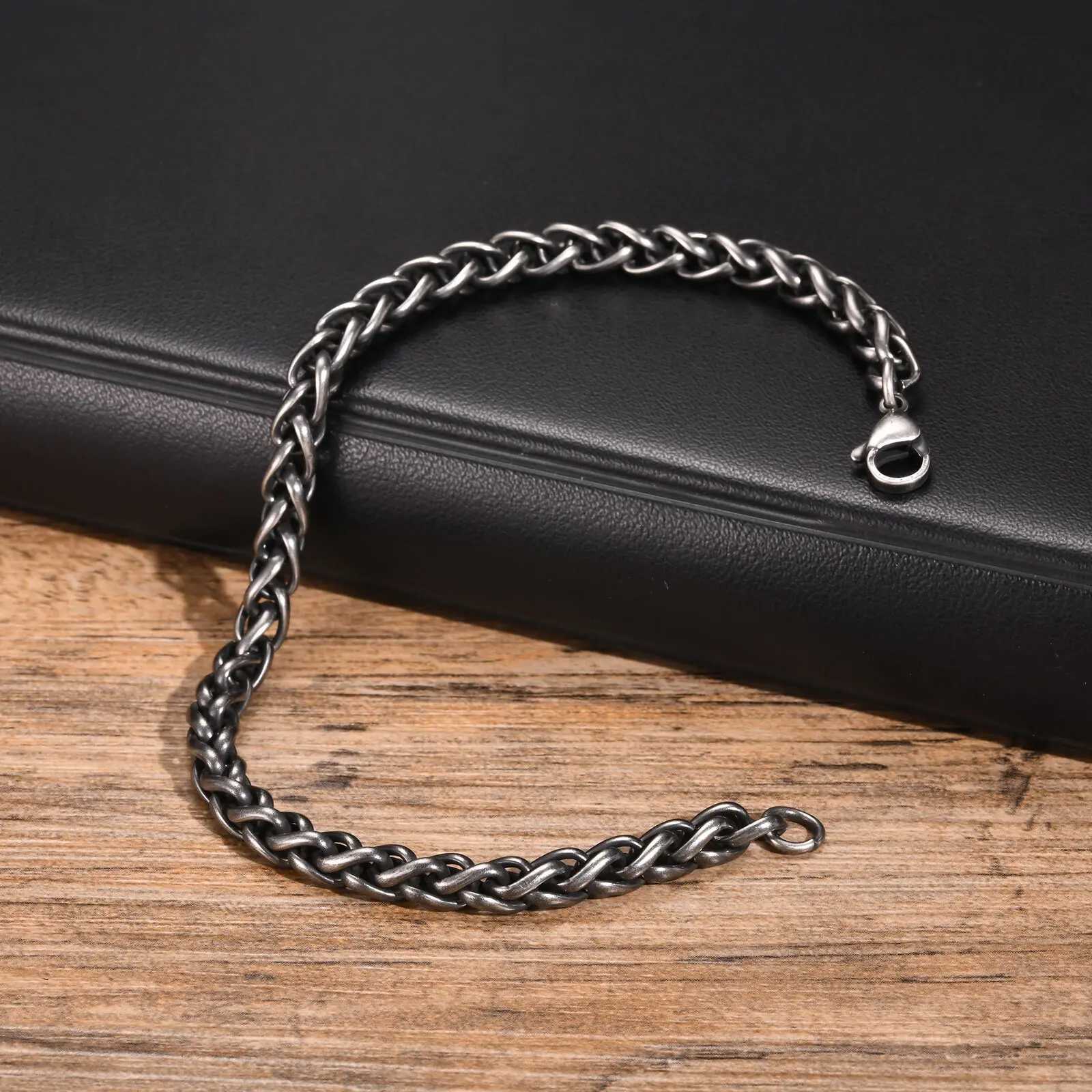 50pcs Retro Round Interlaced Cuban Link Chain Bracelets Mens Antique Stainless Steel Wristband Wheat Spike Chain Jewelry Y250904