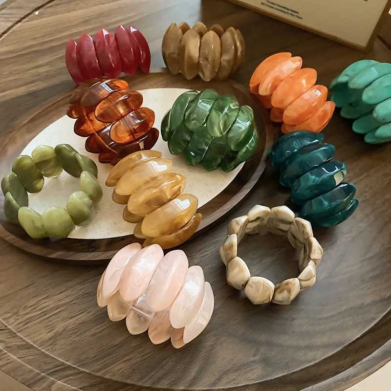 oval Smudging Acrylic Bangles for Women Personality Design Versatile Elastic Rope Bangle Highend Chunky Party Jewelry Gifts Y250904