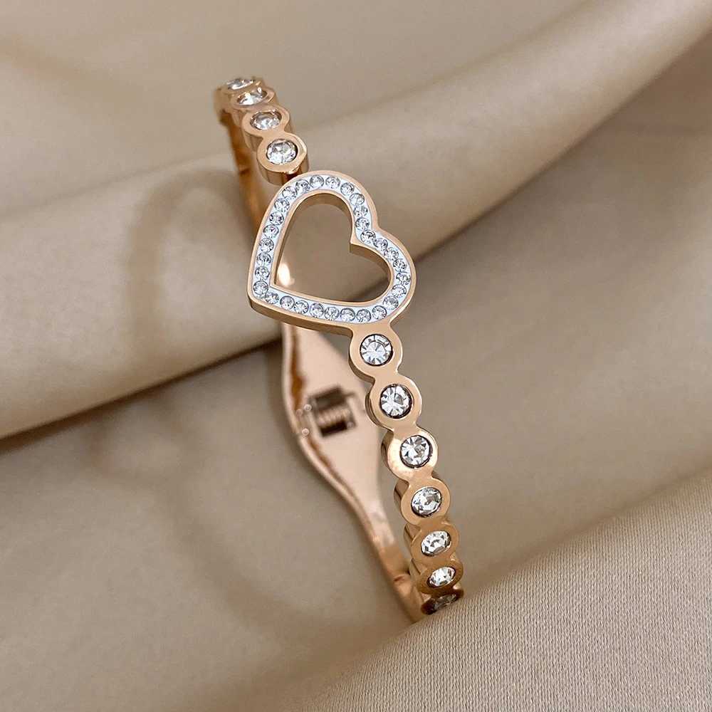 Mahing Bracelet Femme Luxe Rhinestone Stainless Steel Bangle 18K Gold Plated Couple Charm Bracelets Jewelry Gift Y250904
