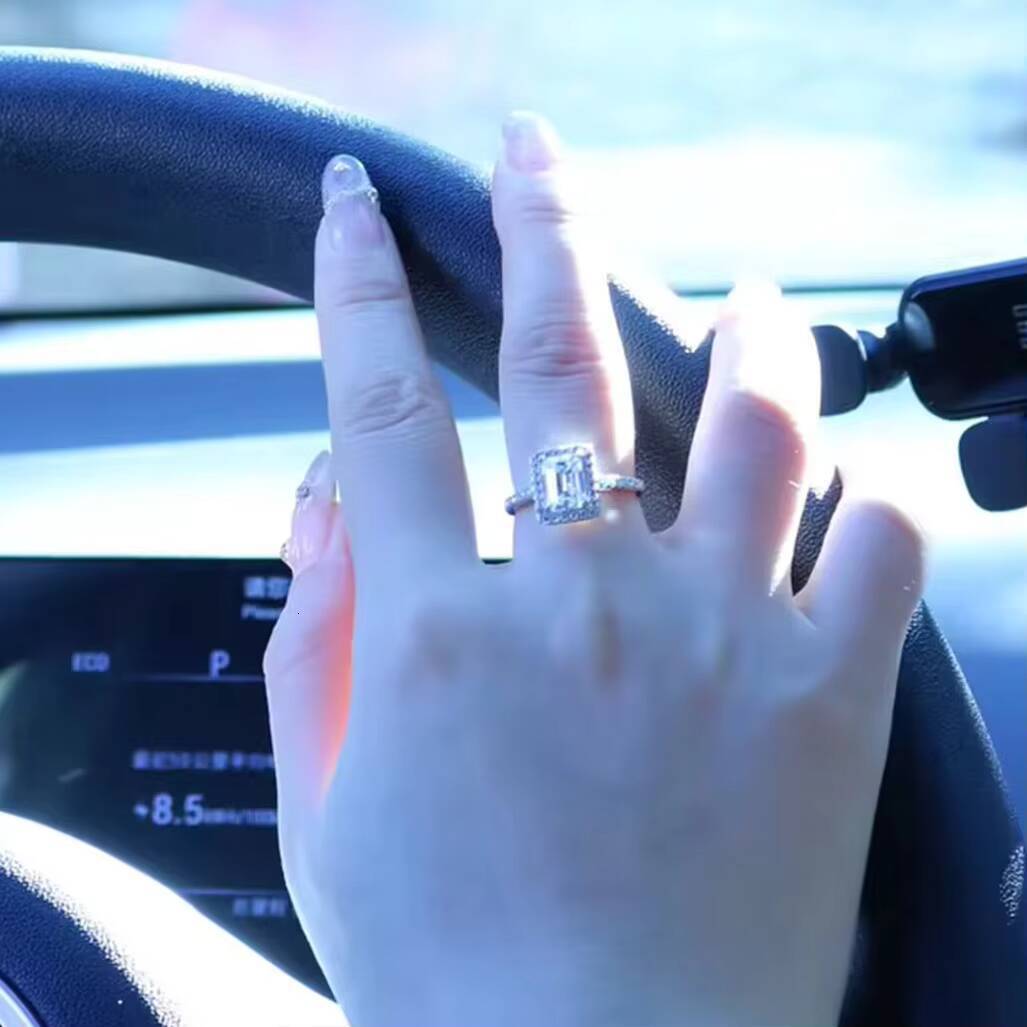 Bulk Lab Grown Diamond Ladies Ring Fine Jewelry S925 Sterling Silver Women Moissanite Wedding Finger Ring