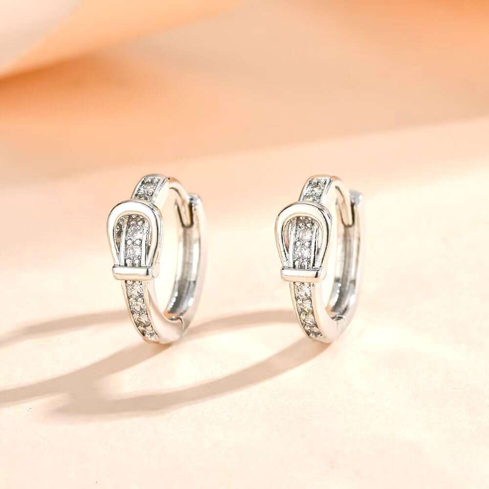 New Fashion Horseshoe Earrings High-end Versatile Minimalist Design Simple Small Belt Buckle Personality Trendy Cool Women