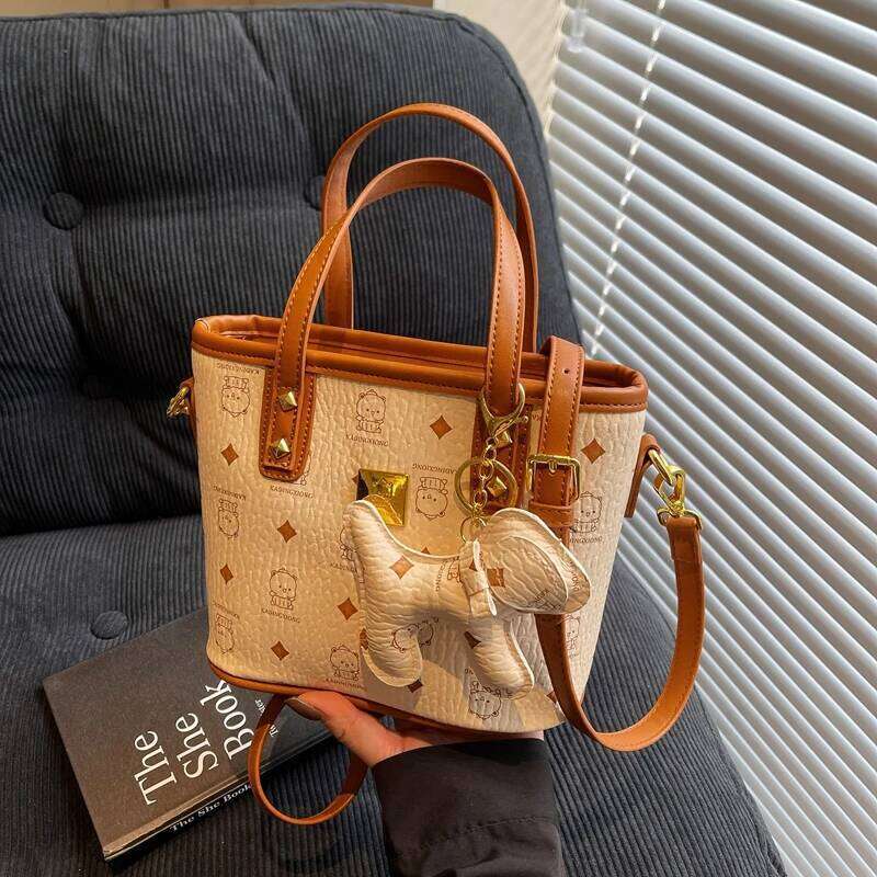 Elegant Paris Fashion Handbag Designer Classic For Women Tote Large Capacity Casual Messenger