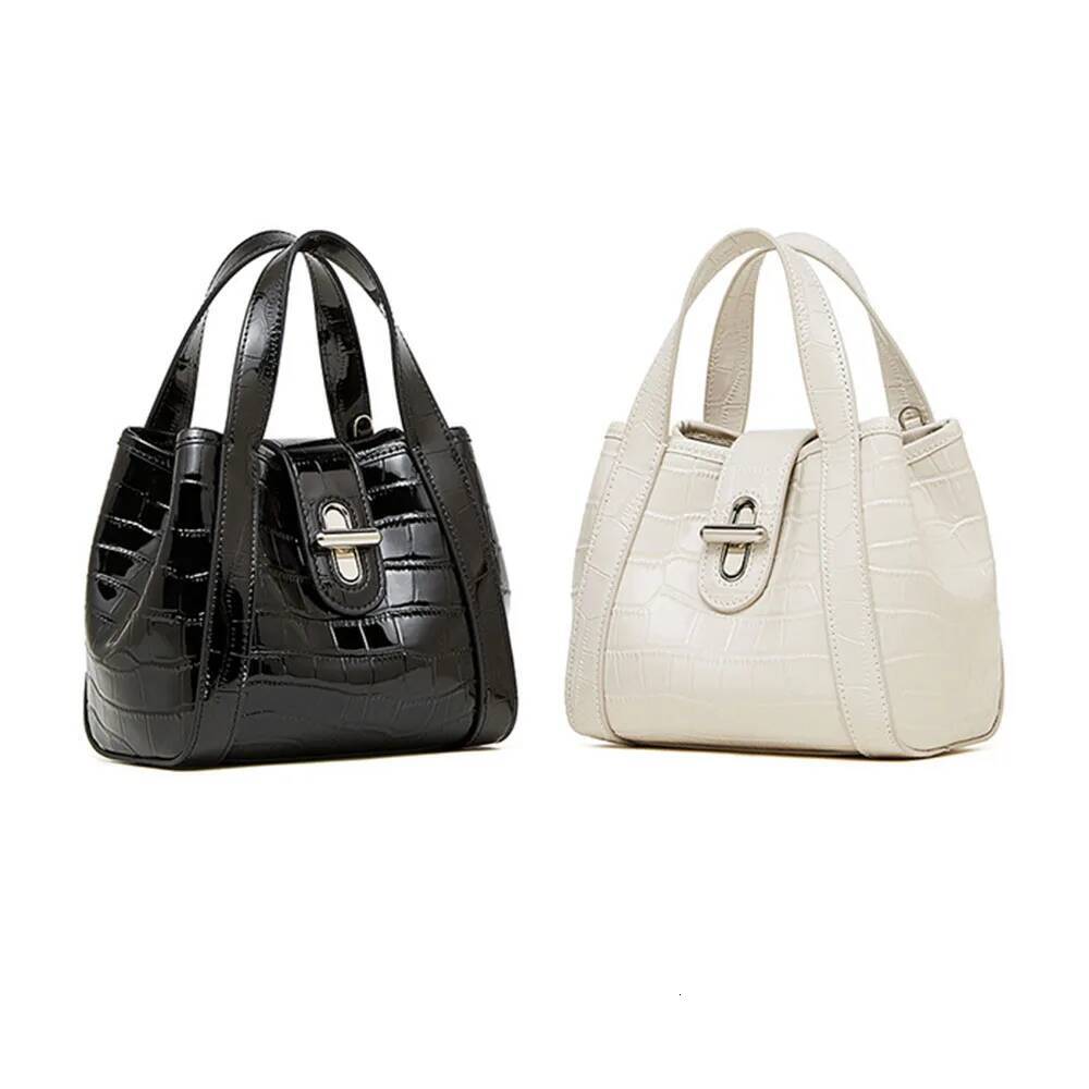 2025 New Leather Women's Commuter Crossbody Crocodile Pattern Light Niche Premium Sensation Basket Tote Bag