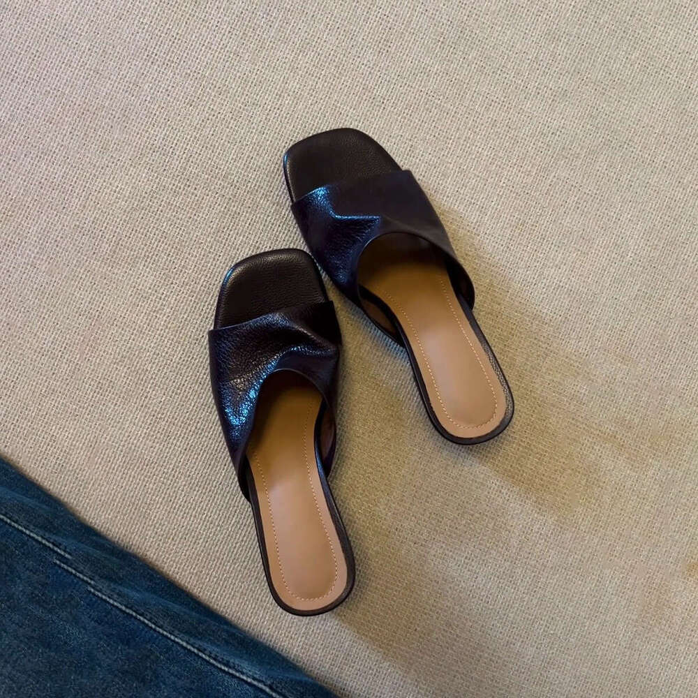 Sheepskin Version Super Soft White-Enhancing Genuine Leather Sandals with Thick High Designer Shoe Heels and Single Strap Slippers