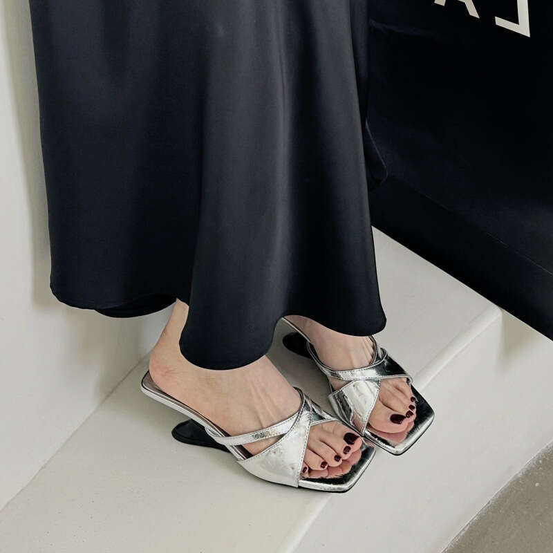 New Chinese Style National Trend Irregular Wedge Open-Toe Sandals for Women Summer Niche Design Squ Toe Designer Shoe High Heel One-Strap Slippers