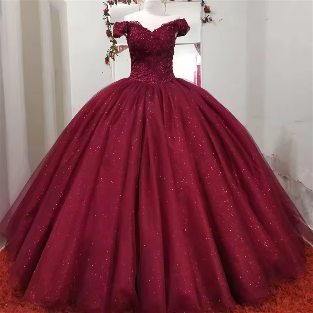 Ball Gown Quinceanera Dresses Sparkly Burgundy Off the Shoulder Appliques Plus Size Customized Sweet 15 16 Princess Birthday Party Gowns Vestidos De 1