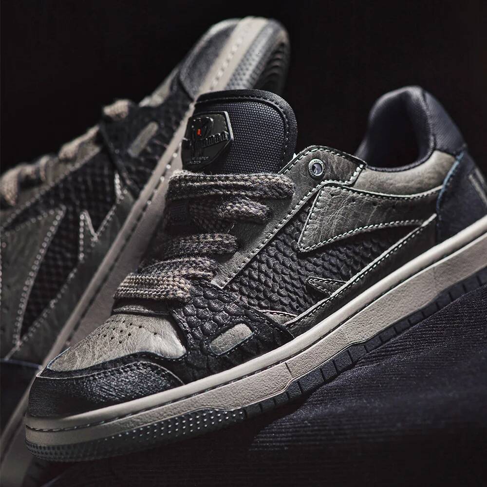 Maden Spring Casual Snake Year Mamba Men's Sneakers Low-Top Flat Sole Versatile Black for Autumn Skateboarding Shoes ddmysaturn