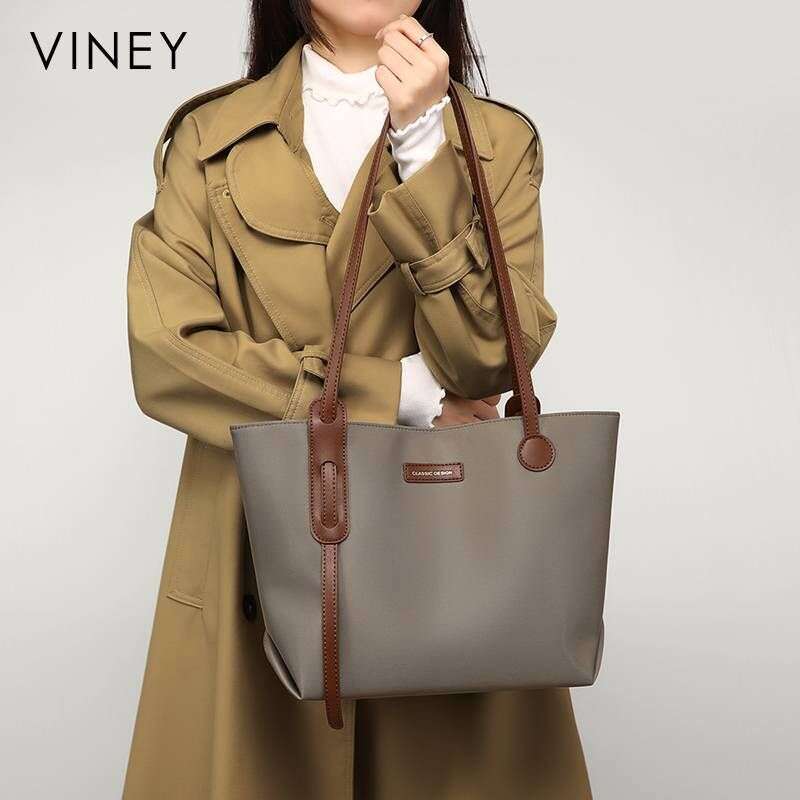 Niche High-capacity Tote Bags For Women 2025 New In Versatile Canvas Shoulder Bag Commuting Shopping Waterproof Totes Womens Bag