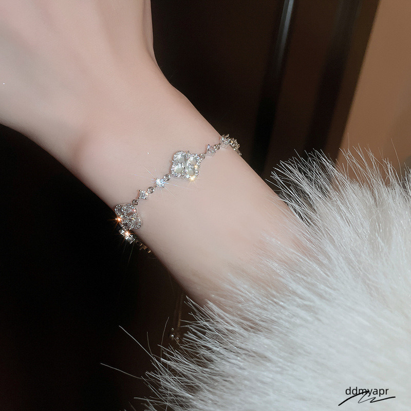Sier Tone Flower Link Bracelet Ddmyday With Crystal Accents Elegant Graduation Jewelry Gift For Her High Quality And Delicate Accessory Ddmyday