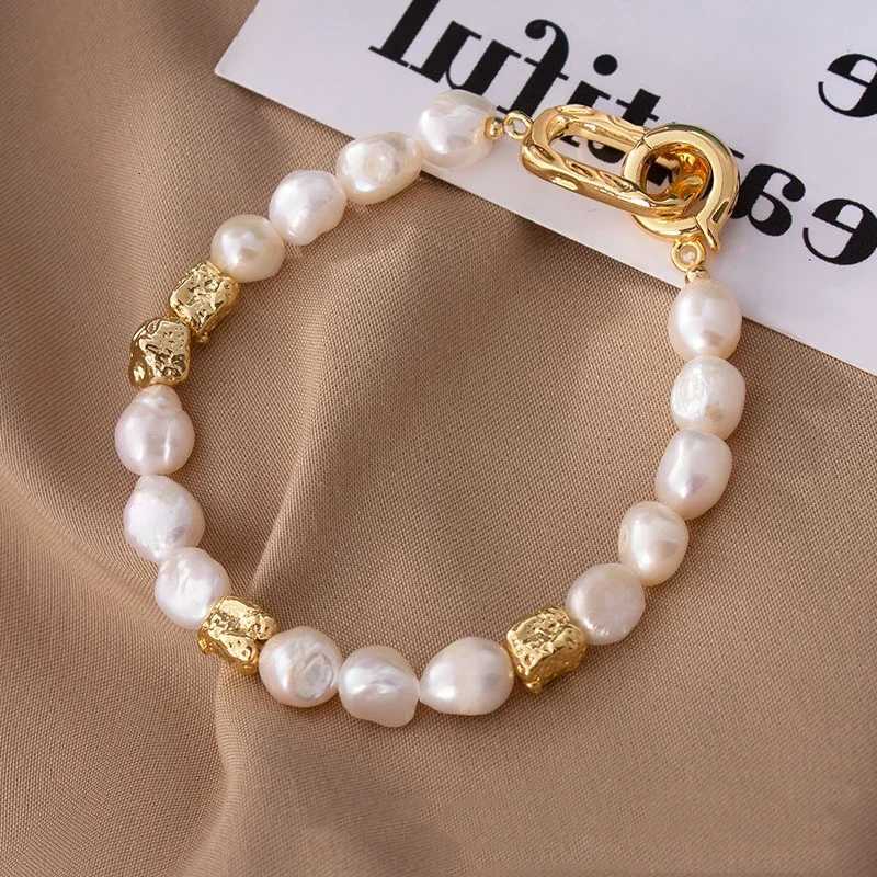 Natural Baroque Freshwater Pearl Bracelet Elegant Gold Color Charms Bangles for Women Luxury Personality Jewelry Y250904